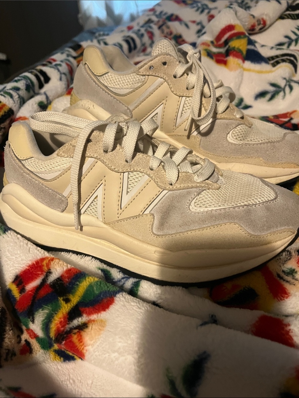 New Balance Women's Cream and Light Gray Retro-Style Sneakers